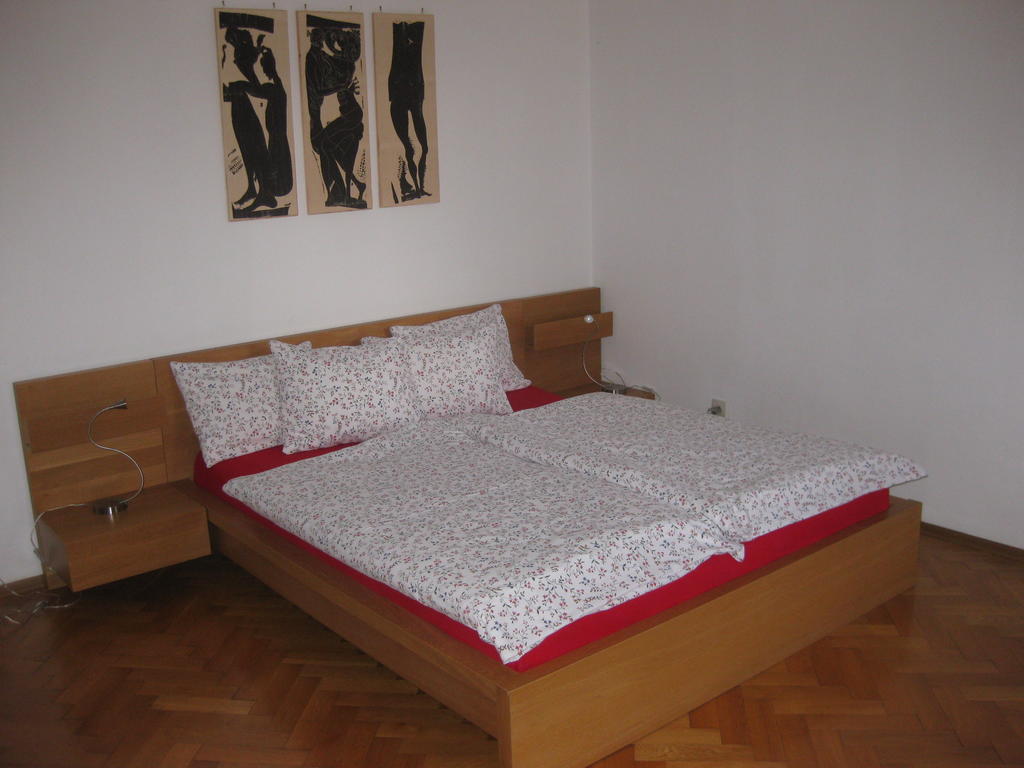 Appartement St. Leonhard Graz Exterior photo